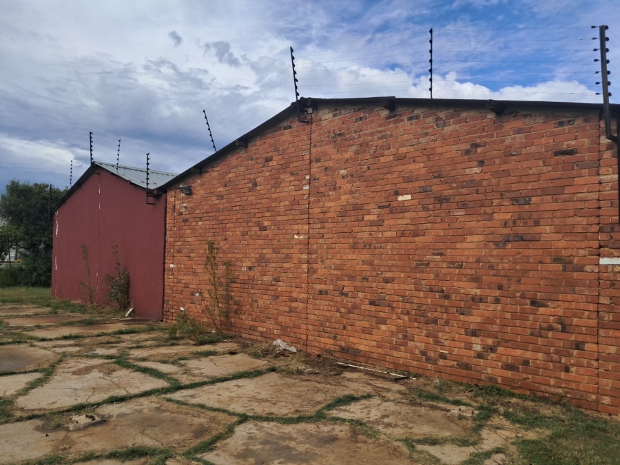 Commercial Property for Sale in Voorspoed Free State
